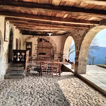 Lodge Dossena Dimora Storica Al Conte Tomaselli *