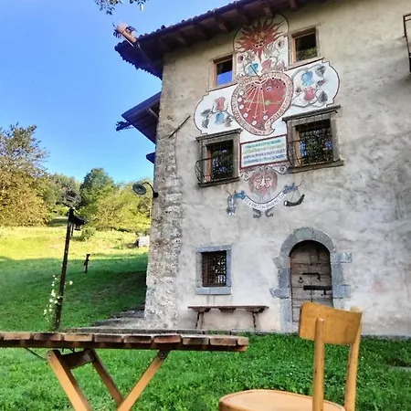 Dossena Dimora Storica Al Lac Conte Tomaselli Lodge Madonna della Costa