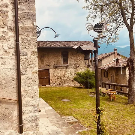Lodge Dossena Dimora Storica Al Conte Tomaselli *