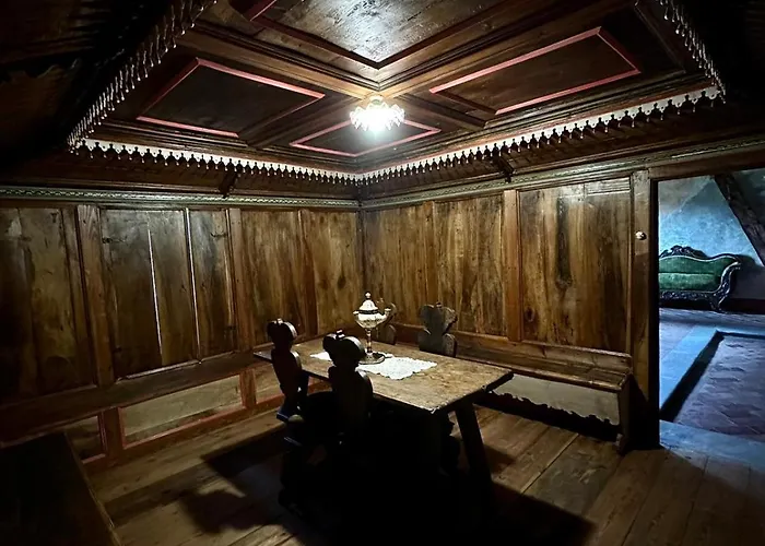Lodge Dossena Dimora Storica Al Conte Tomaselli *